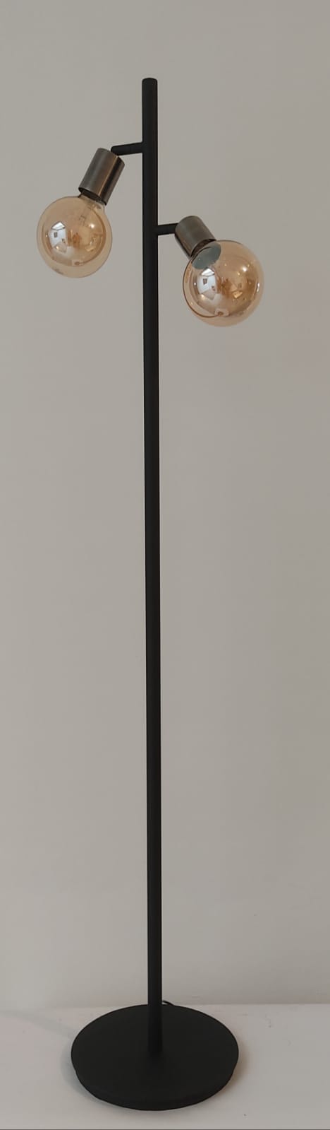 Lámpara de piso Detroit x2 luces