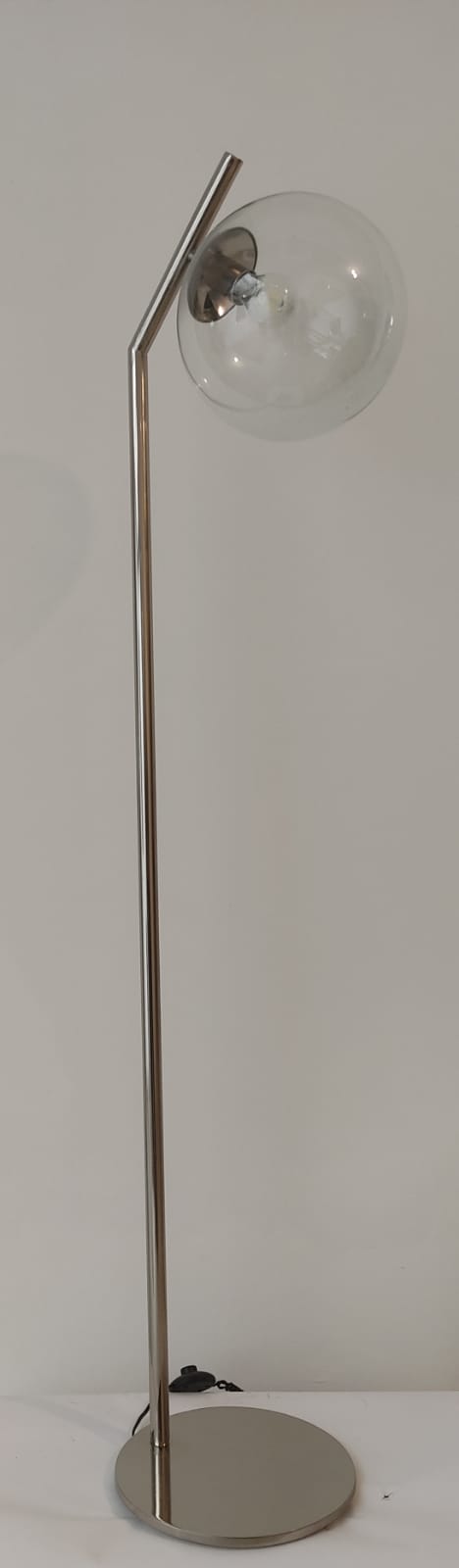 Lámpara de piso P25